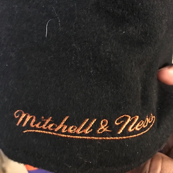 Mitchell & Ness Hardwood Classic NBA Suns Varsity Jacket Black 2XL NWT Ret. $350 - Picture 9 of 14